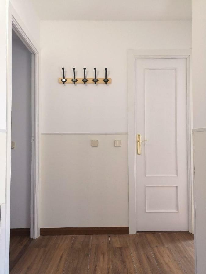 Apartamento En Centro Historico De 圣洛伦索-德埃斯科里亚尔 外观 照片